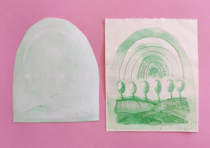 Kuvassa on maitopurkilla tehtyä grafiikkaa. (Kuva: Tuuli Sunden-Uusimäki)