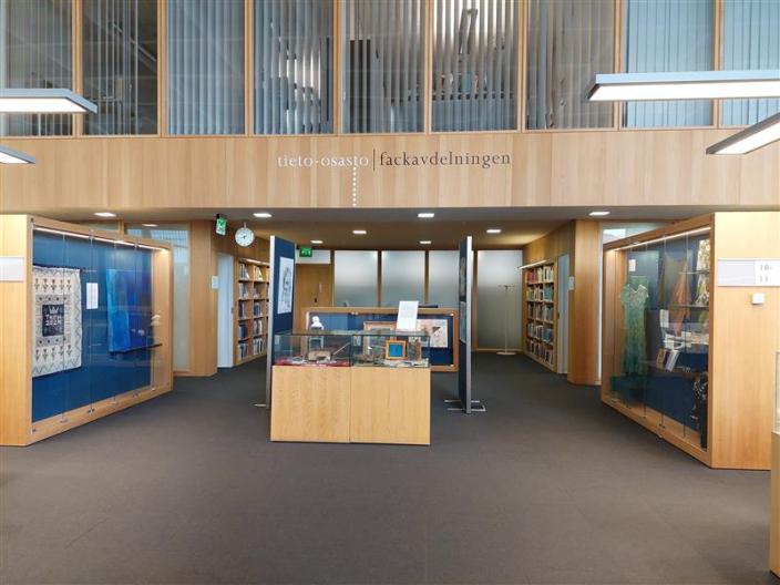  Huvudbibliotekets informationsavdelning Utställningslokaler. (Foto: Suvi Kiukas)