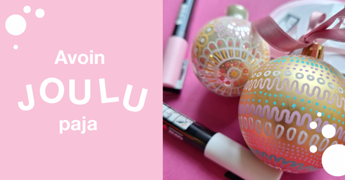 Kuvassa on kaksi tussia ja käsin koristeltua joulupalloa. (Foto: Hanna Järvenpää)