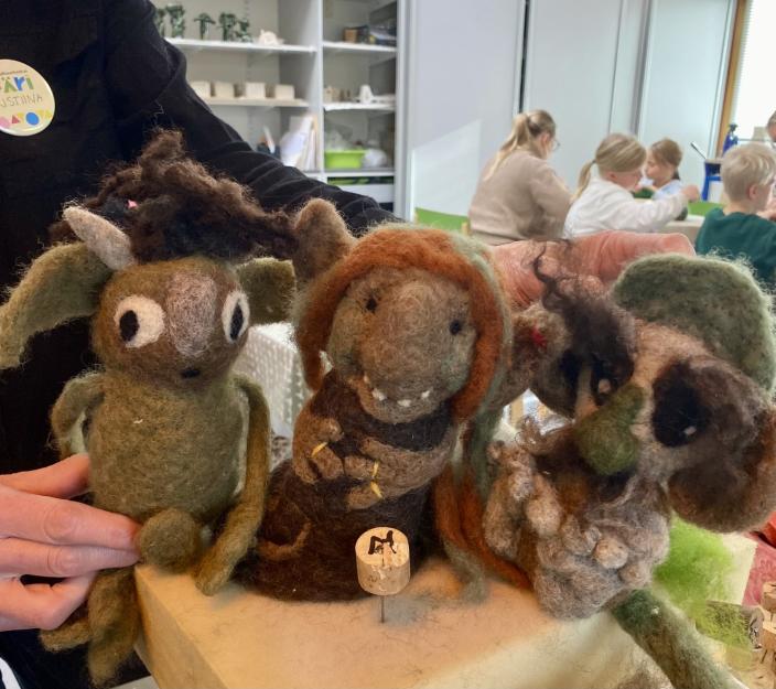 Huovutettuja peikkoja. (Kuva: Marika Leinonen-Vainio)