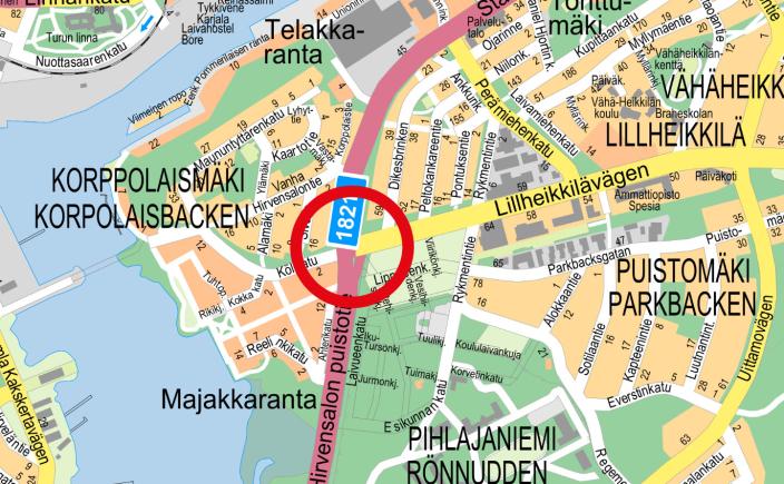 Hirvensalon puistotien ja Vähäheikkiläntien risteys kartalla.