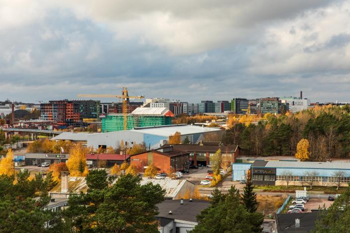 Ilmakuva syksyisestä Itäharjun teollisuusalueesta (Kuva: Heikki Räisänen)
