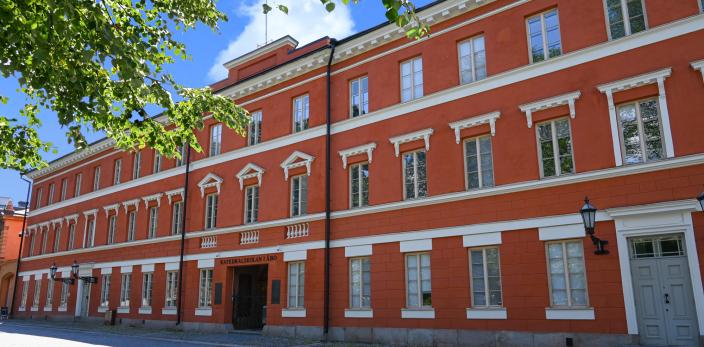 Katedralskolan fotograferad från Gamla Stortorget. (Foto: Lena Malmio)