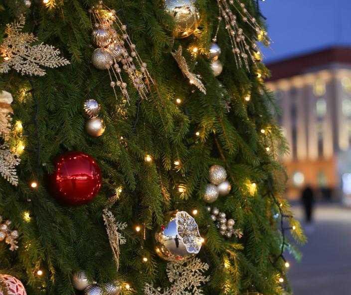 Kauppatorin joulukoriste (Kuva: Abo Creatives)