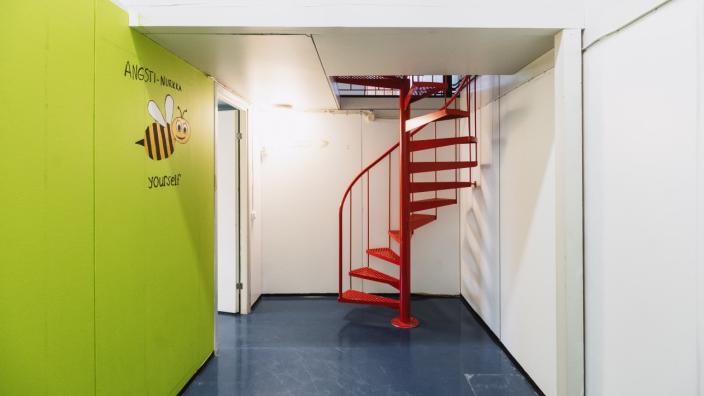 Pansion kisapuiston tila sisältä. (Kuva: Jussi Virkkumaa)