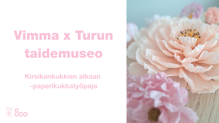 Kuvassa on paperista tehtyjä kukkia. (Foto: Hanna Järvenpää)