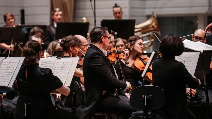 TFO:n muusikot konsertoimassa. (Kuva: Jussi Virkkumaa)