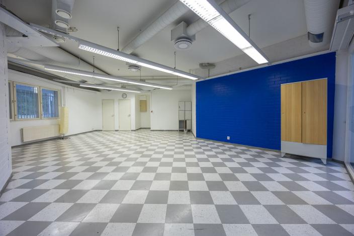 Tyhjä liiketila. (Kuva: Mika Okko)