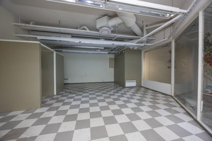 Tyhjä liiketila. (Kuva: Mika Okko)